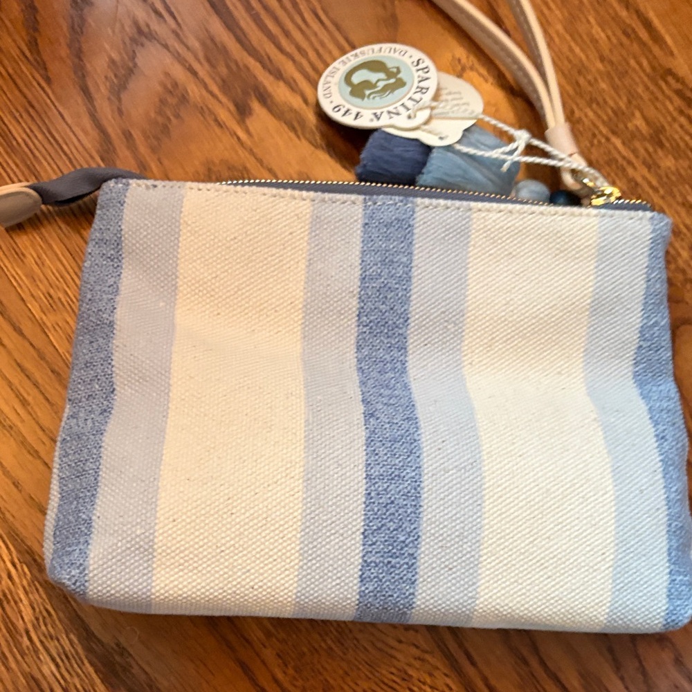Spartina 449 Neutral Leather Wristlet with Tassel - Picture 5 of 6